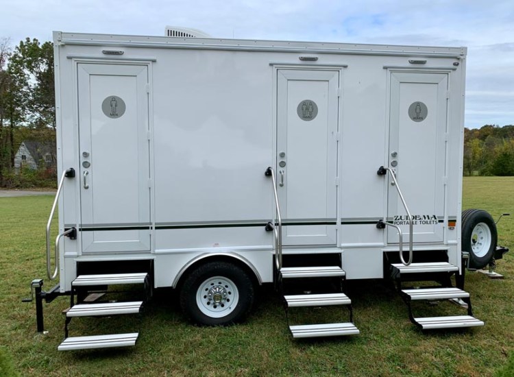 Luxury bathroom trailer rental with modern amenities in NY & NJ